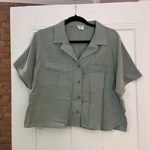 Linen short sleeve button up